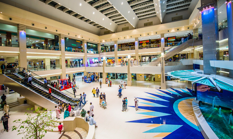 Pakistan to close shopping and commercial centers by 8 pm starting July ...